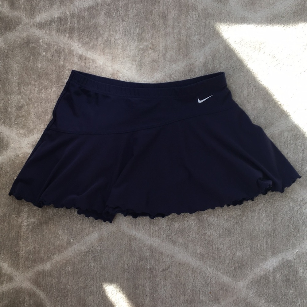 Nike navy tennis skirt M